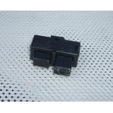 PŘEPÍNAČ - TLAČÍTKO KLAKSONU